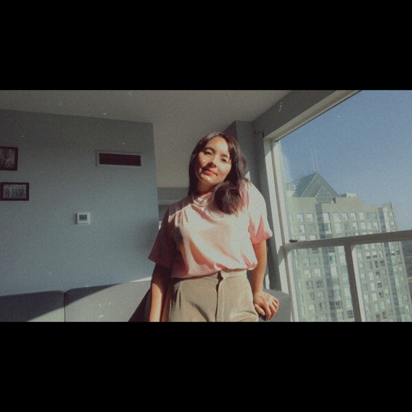 Meet your Posher, Tee marie - Picture 3 of 3